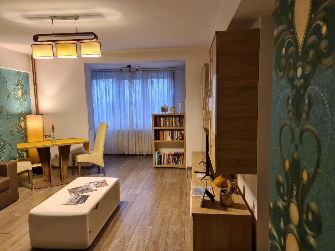 Apartmán Central Cosy Apart Oradea Exteriér fotografie